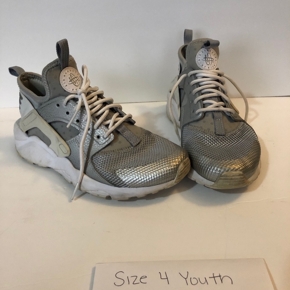 Gray Hurraches